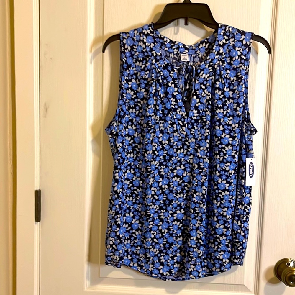 Printed Sleeveless tank top